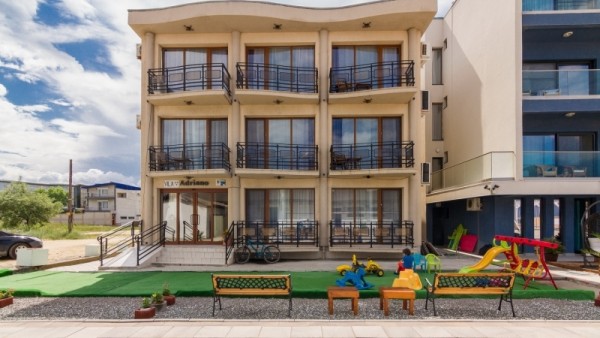 Vila Adriano Eforie Nord